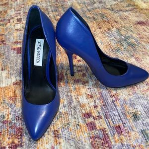 Gallery Blue Steve Madden heels
